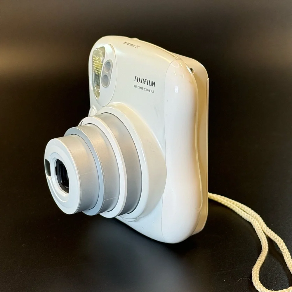 Fujifilm Instax Mini 25 Instant Film Camera White Built-In Flash with Add’l Lens